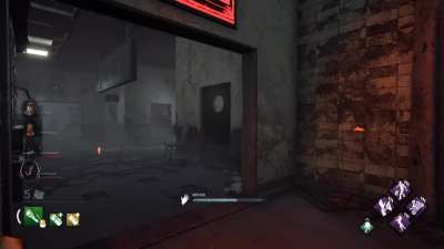 scratched mirror on lerys makes for a real horror game