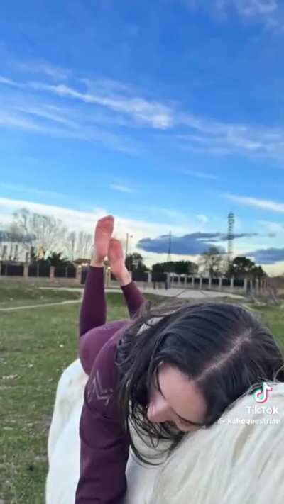 @kaliequestrian