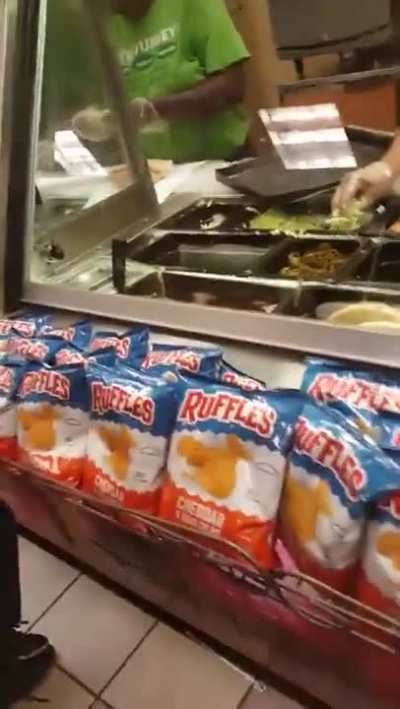 Woman screams abuse at subway employees in front of her children, whilst continuing to order sandwich