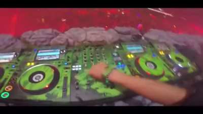 GramGreene at Lost Lands. Song IDs?
