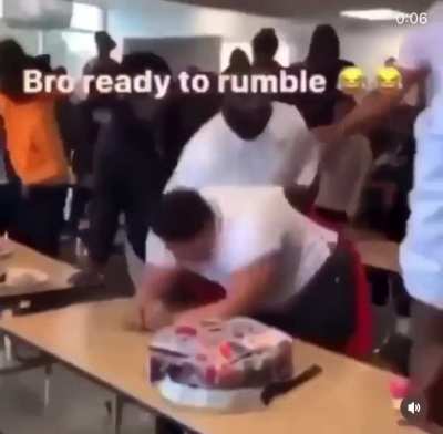 Bro ass on backwards 💀
