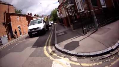 Cyclist vs Driver altercation in the UK... Trust me, wait for the end... Or fast forward, whatever.