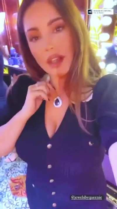 Cleavage.... regul<wbr>ar/co<wbr>ntras<wbr>t corre<wbr>ction<wbr>/slow motion