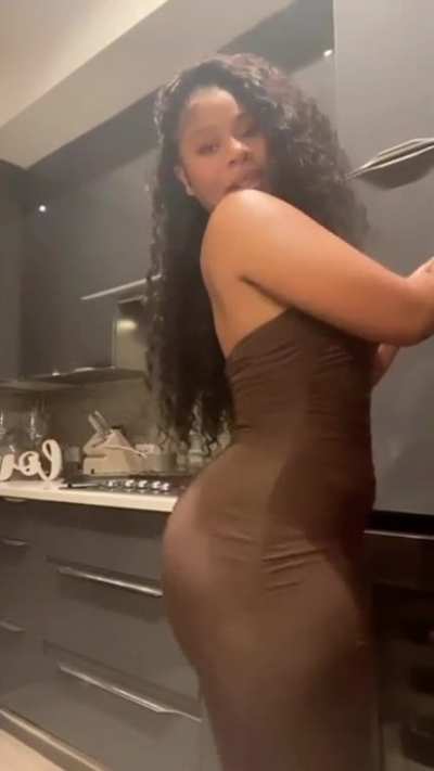 “They horny because this ass is fat.”