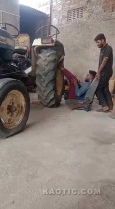 Powerlifting a tractor with your legs