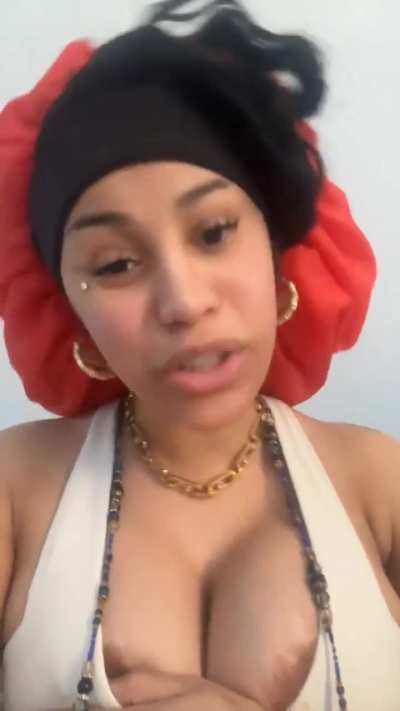 Goddess Cardi