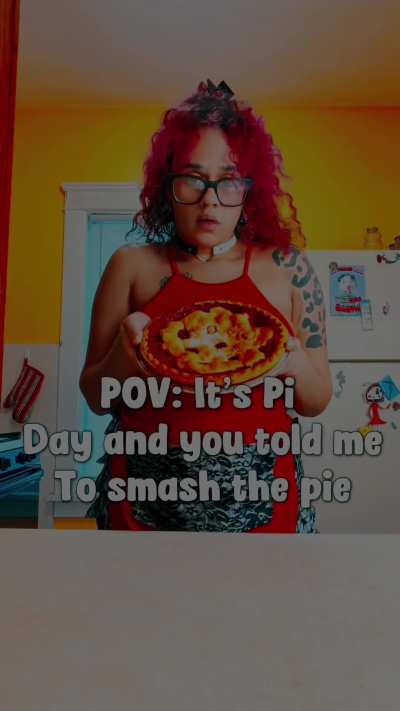 Amateur Housewife on Pi day
