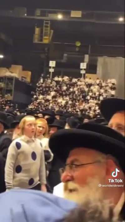 jews are vibing
