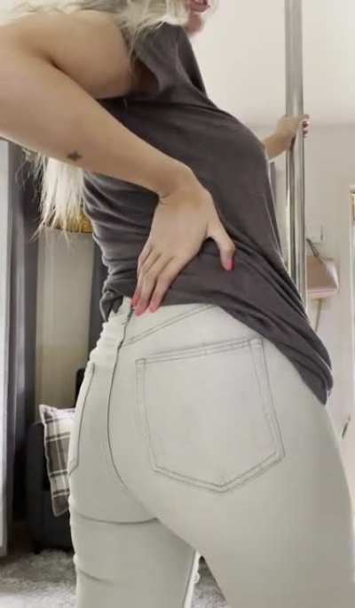 I know y’all like jean farts