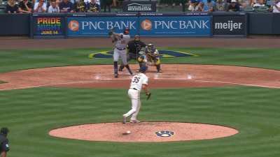 [Highlight] Hiura on the first pitch of his career in left field makes an impressive catch to end the inning