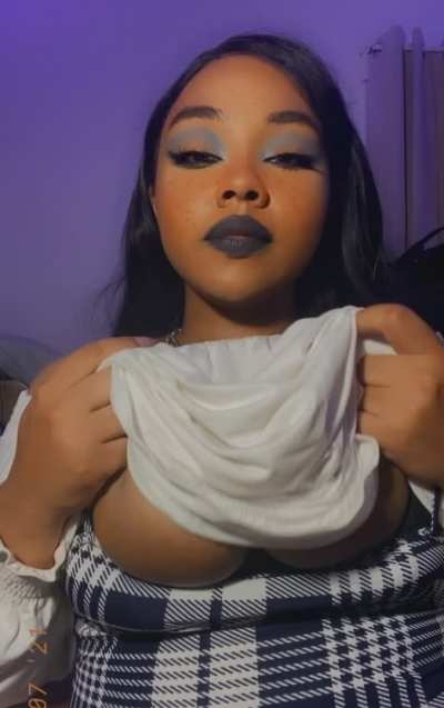 Heres something for those Monday Blues ;)— Your Blasian GF oc