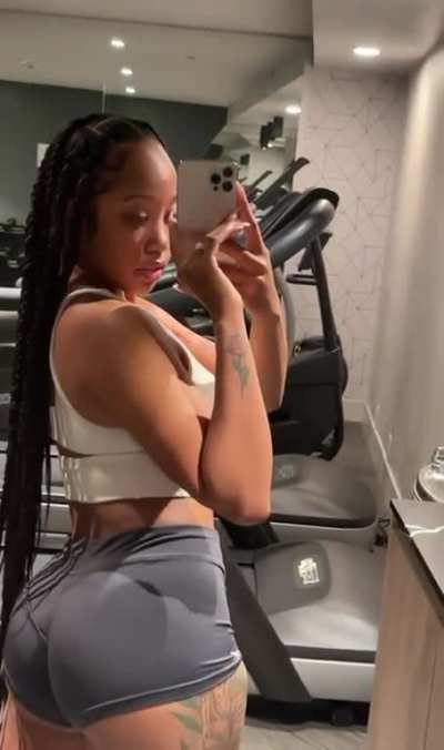 🍑🍑😍🤤