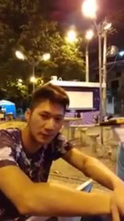 Jongkook briga com fã brasileiro 😳😳
