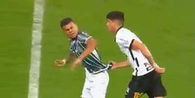 Lance da expulsão do Yan sasse do coritiba vs Araos