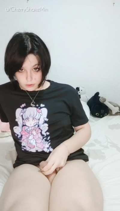 Big thighs & a chubby pp (⁄ ⁄>⁄ ▽ ⁄<⁄ ⁄)