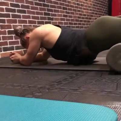 Aleksandra (a.k.a. Alexandra) Albu stretching