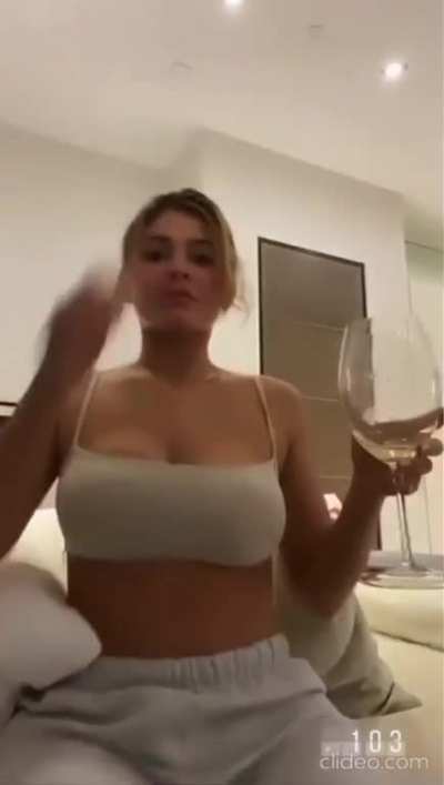 slow motion titties