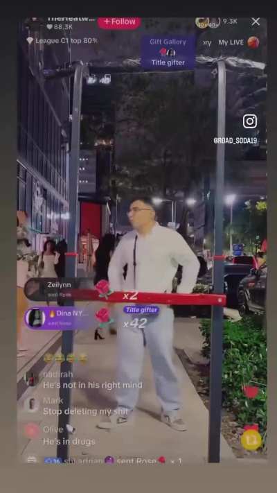 Streamer takes care of a random who interrupts the stream