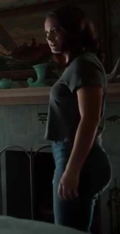 Camila Mendes in 'Dangerous Lies' (2020)