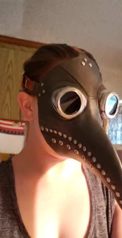 I got my mask in the mail. Maybe I should've gone with a better quality...