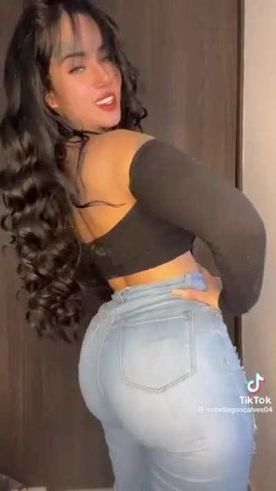 @isabellegoncalves04