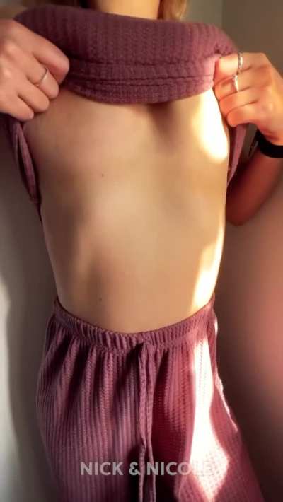 It’s good for your mental health if you stare at my tits [OC] [DROP]