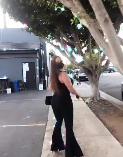 Marylynneil