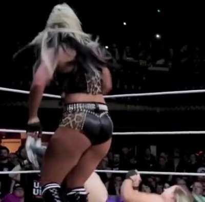Toni Storm