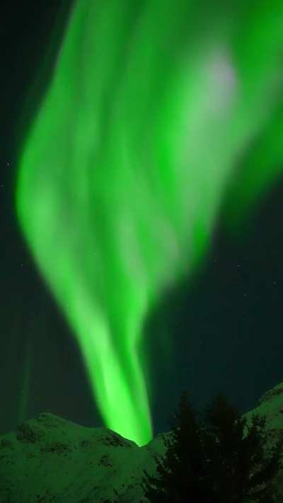 Real-time northern lights Lyngen Alps, Norway, last night