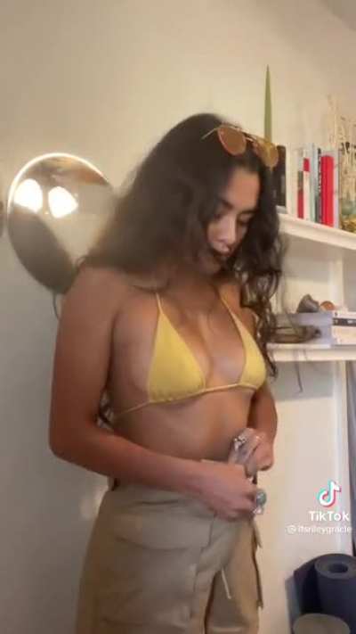 Sexy Hawaiian