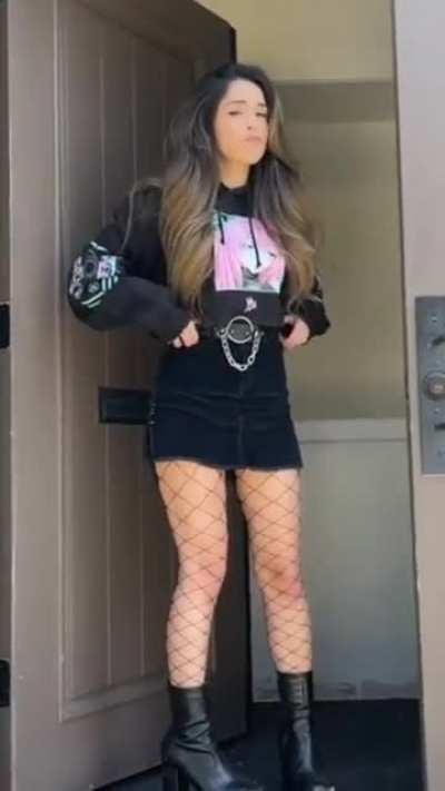 Super hot <3