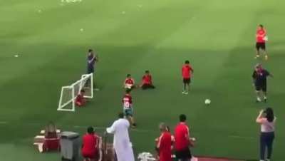murió Maradona, pero recordemoslo con esto. Sadge