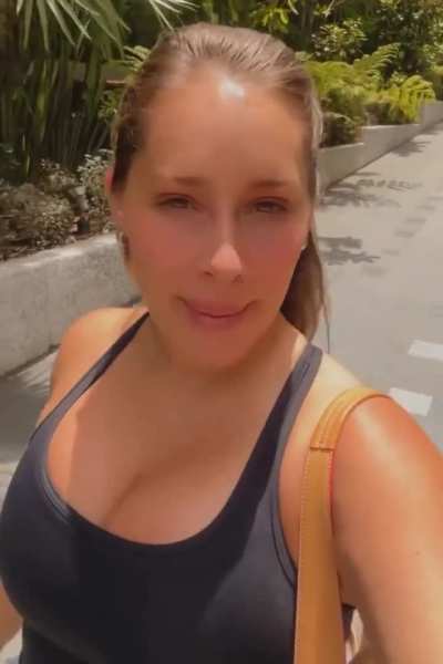 Gaby Carrillo 