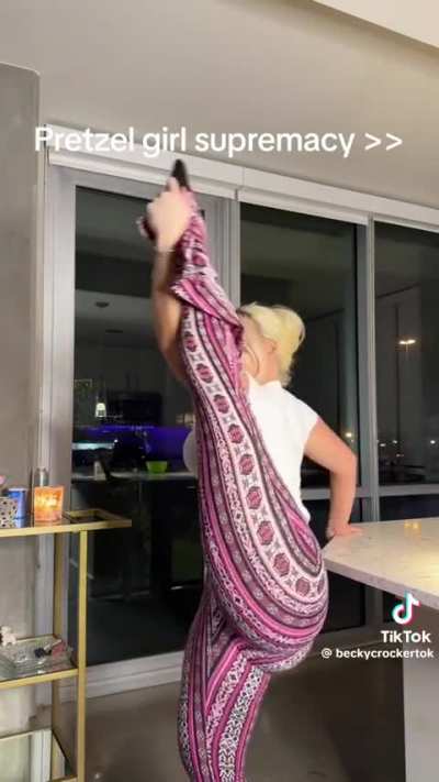Flexible PAWG @beck<wbr>ycroc<wbr>kerto<wbr>k