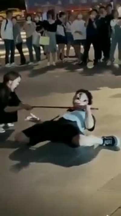 The champion of limbo, magician of flexibility