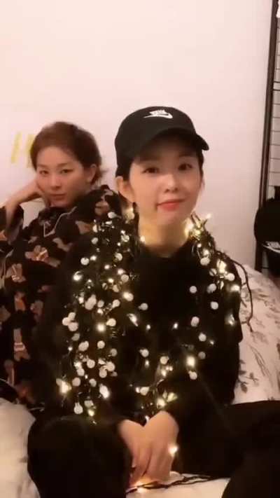 Christmas tree Irene ft Seulgi