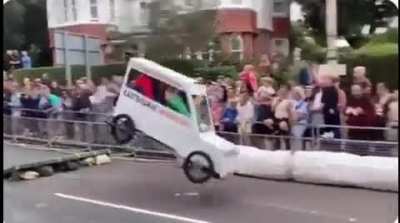 Mario & Luigi take flight