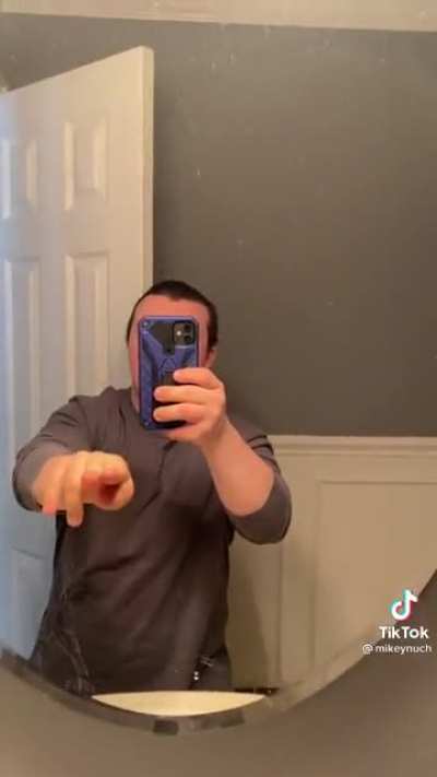 I’m not making fun of him or ppl with disabilities I just find this vid funny