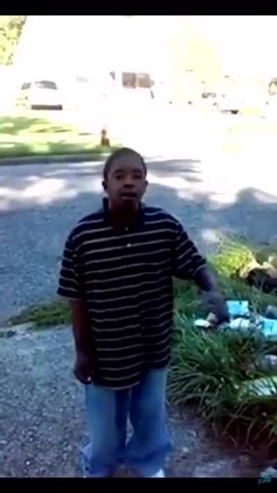 this how niggas be at bruce front door tryna convince him to pick they side on predictions