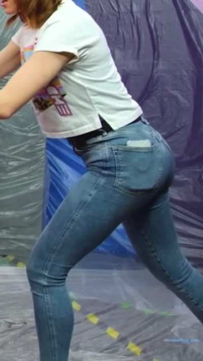 Noice… in jeans