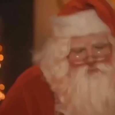 Santa! *Pew*