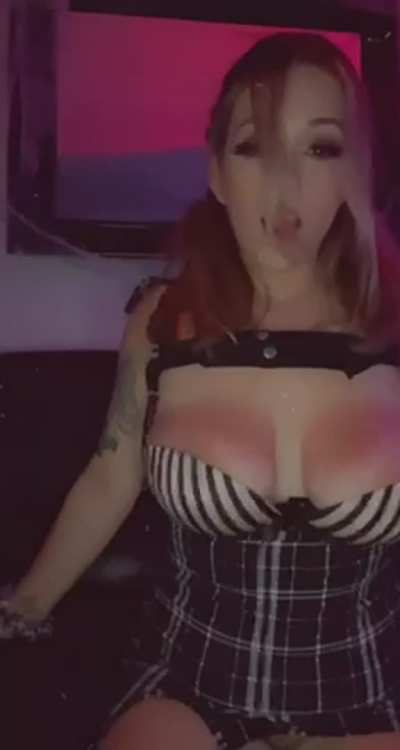 Sooooo close but even with all that jiggle it STILL took me 3 bounces to get them out! 😝