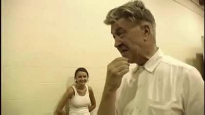 David Lynch organises his cast