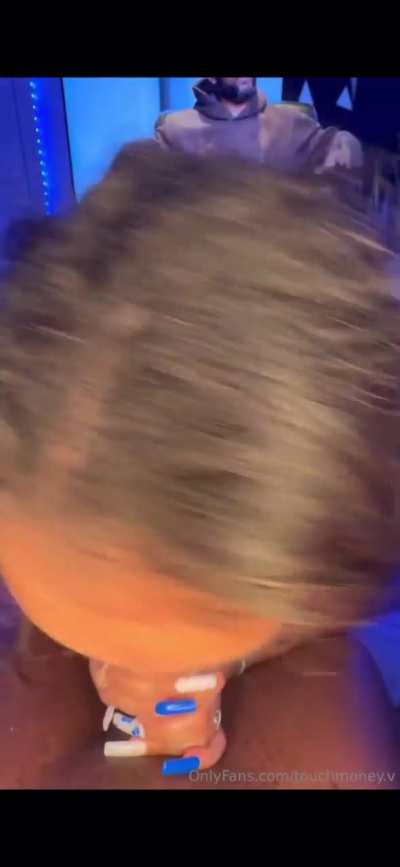 💦