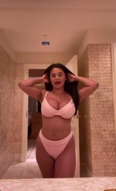 Noelia R