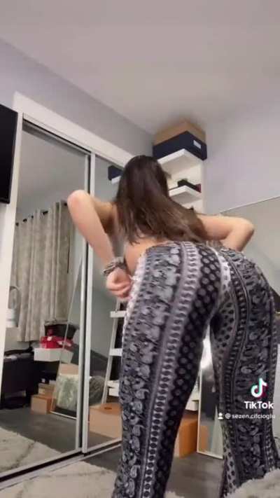 She gon twerk