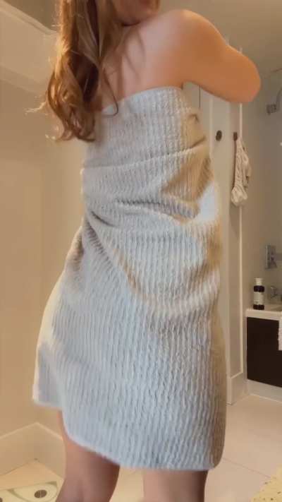 towel drop hehe