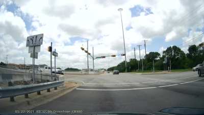 Not 1, not 2, but 3 red light runners.