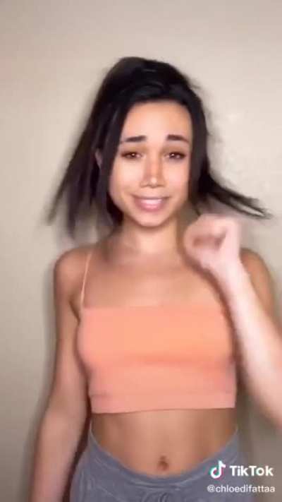 Since so many ppl like her. Here's more chloedifattaa