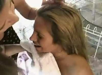 [/r/h<wbr>otmil<wbr>fvide<wbr>os] After the porn shoot